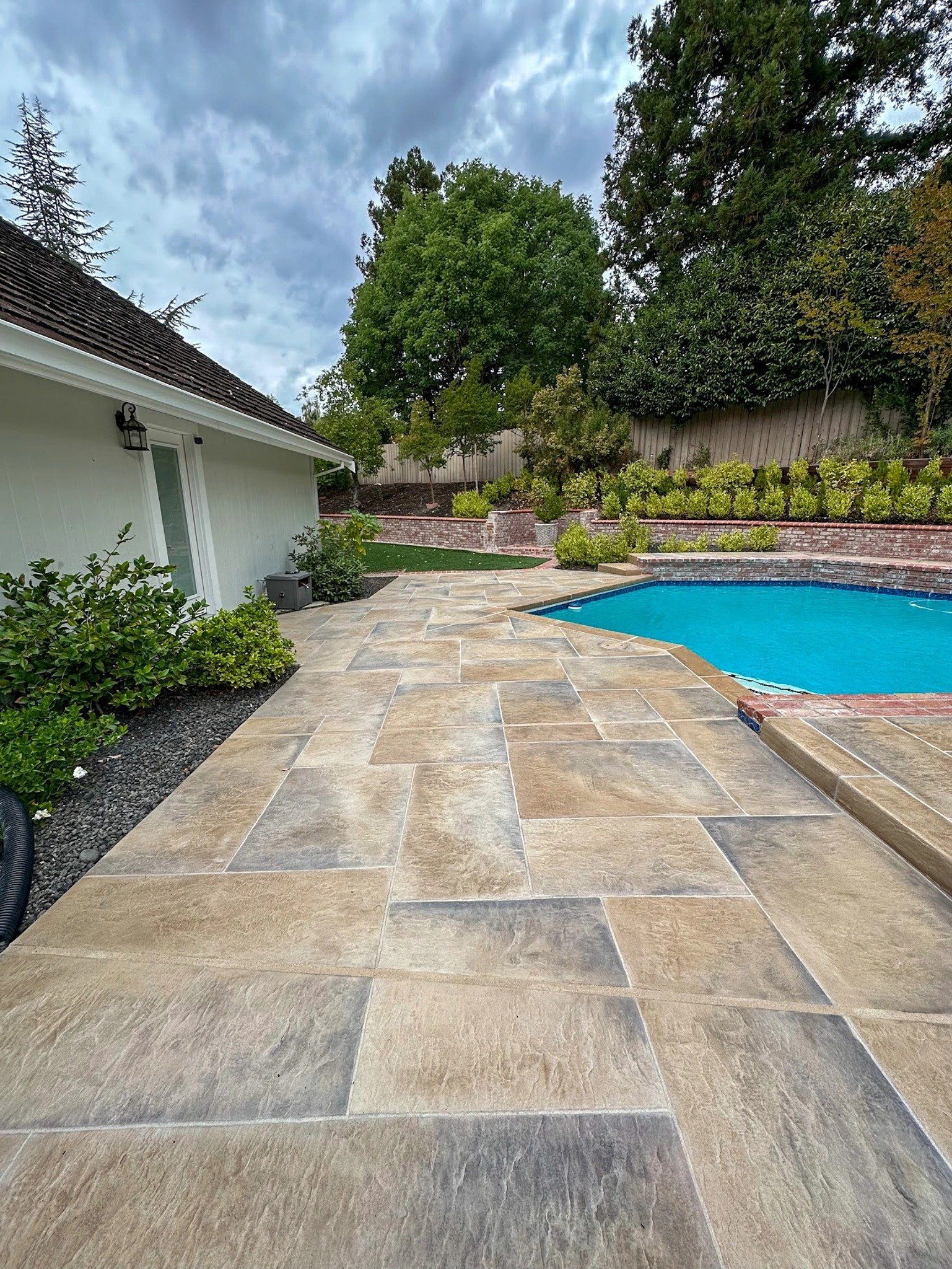 Sidewalk and walkway repair Northern California